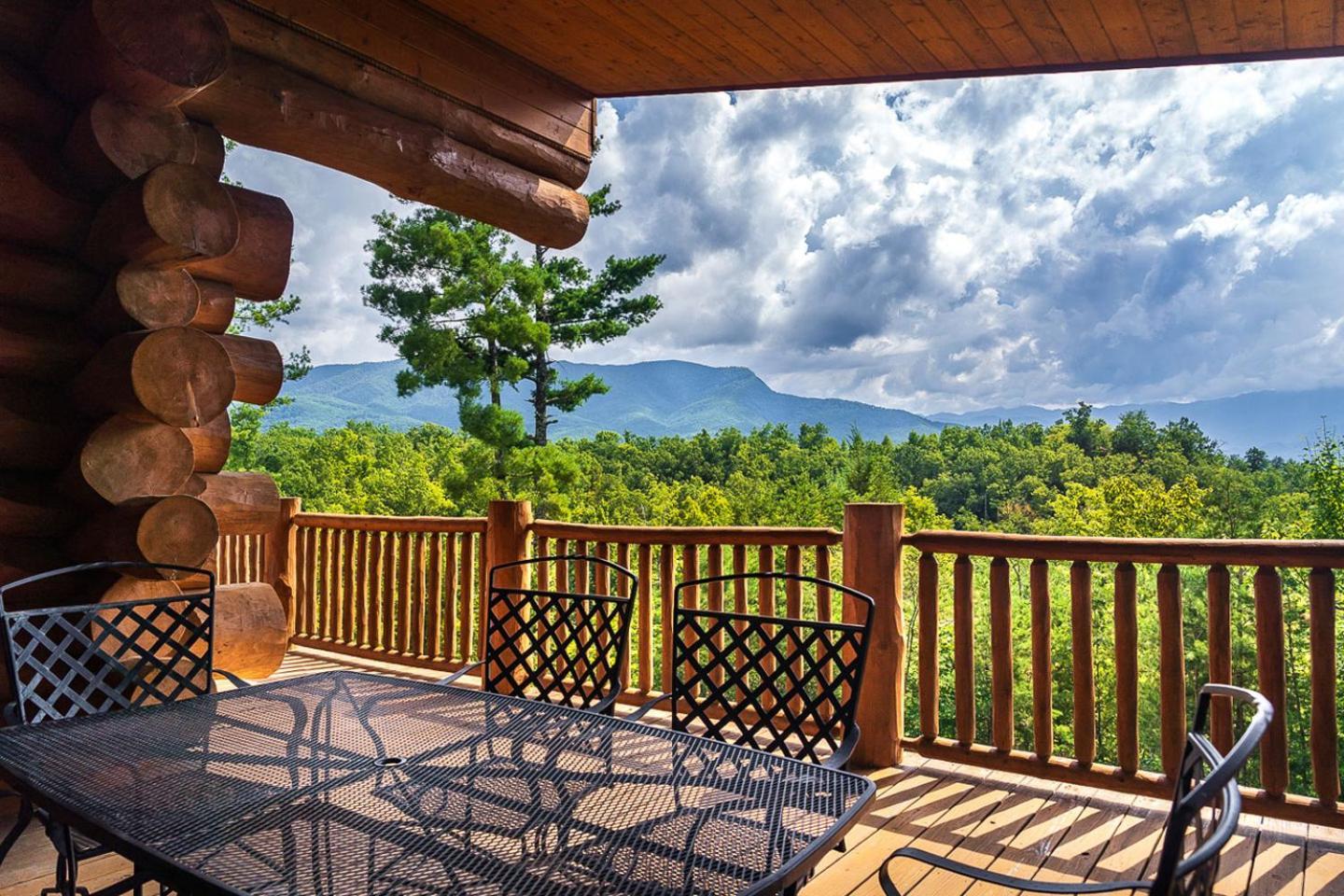 Big Bear Ridge Lodge - Breathtaking Mountain Views And Private Forest Scenes In Amazing Large Log Cabin Gatlinburg Exteriér fotografie